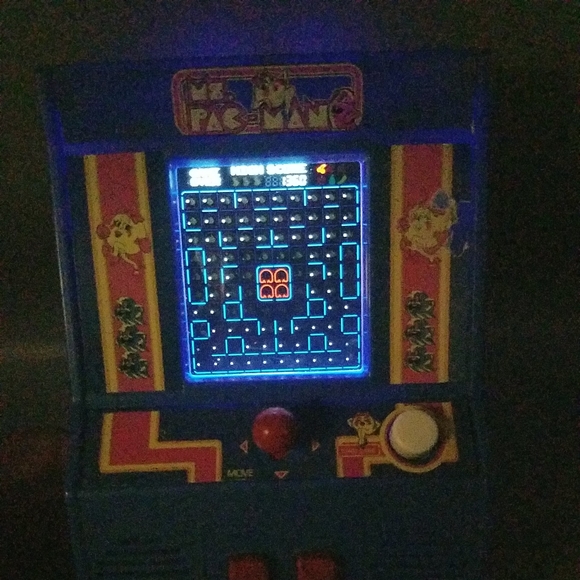 Ms. Pac-Man Handheld Mini Arcade Game Namco Basic Fun 2018 Blue WORKS Retro - Picture 8 of 9